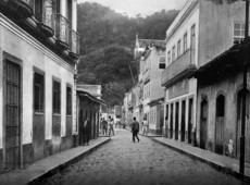 Rua Pereira Pinto (desaparecida)  Por Elmo Elton